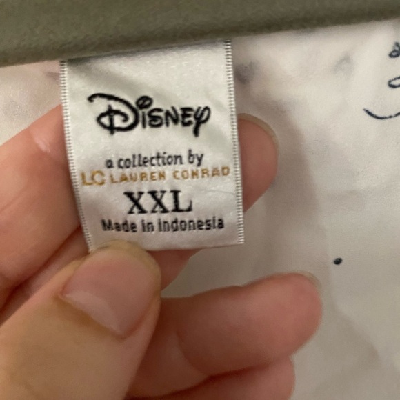 Disney Lauren Conrad Collab Mickey Minnie signature Cream Blouse Top - Picture 5 of 7
